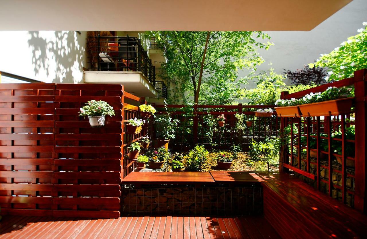 Downtown Garden Isle In Urban Style-Free Parking Apartment Budapest Bagian luar foto