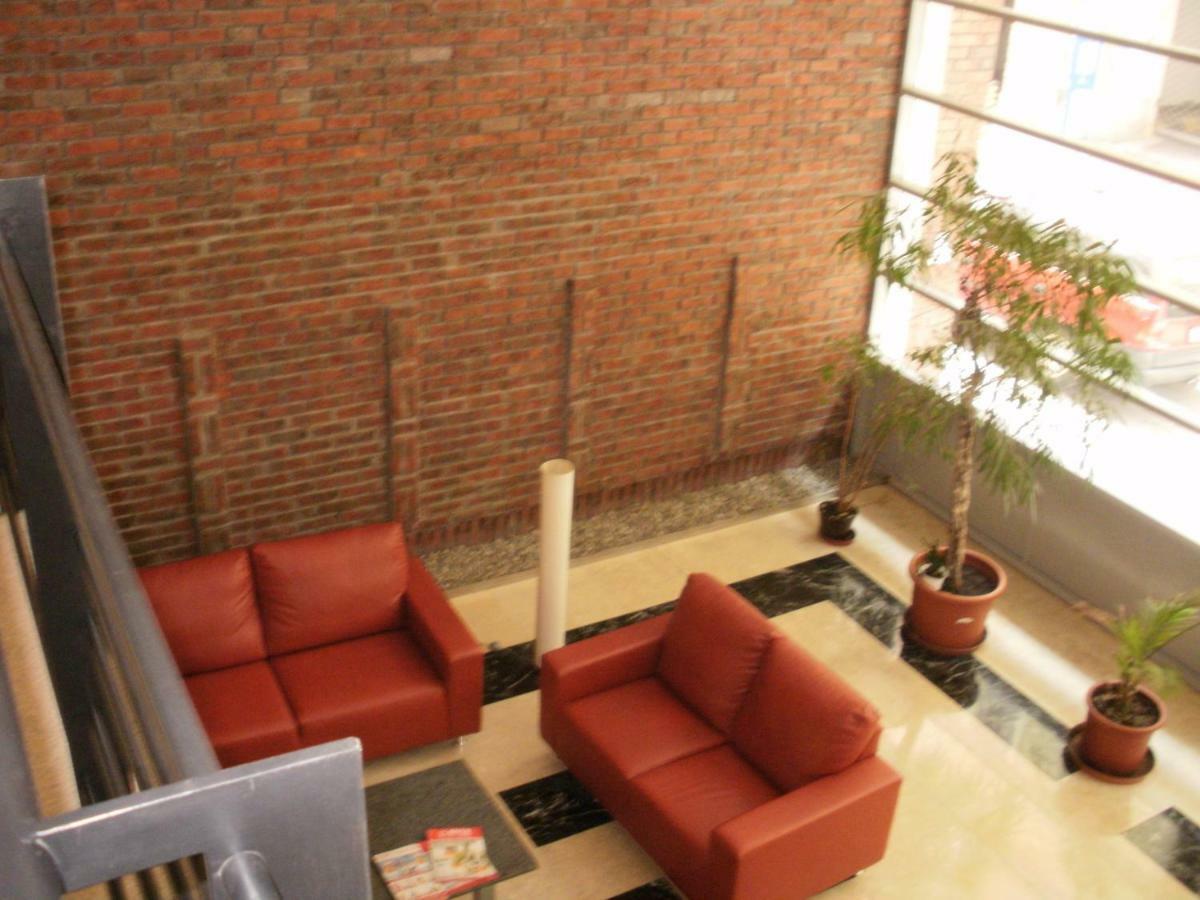 Downtown Garden Isle In Urban Style-Free Parking Apartment Budapest Bagian luar foto