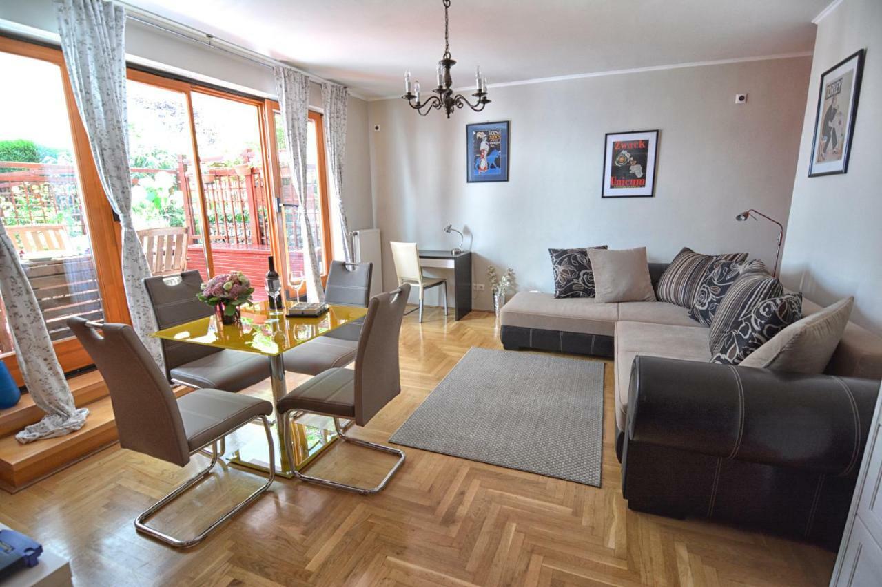Downtown Garden Isle In Urban Style-Free Parking Apartment Budapest Bagian luar foto