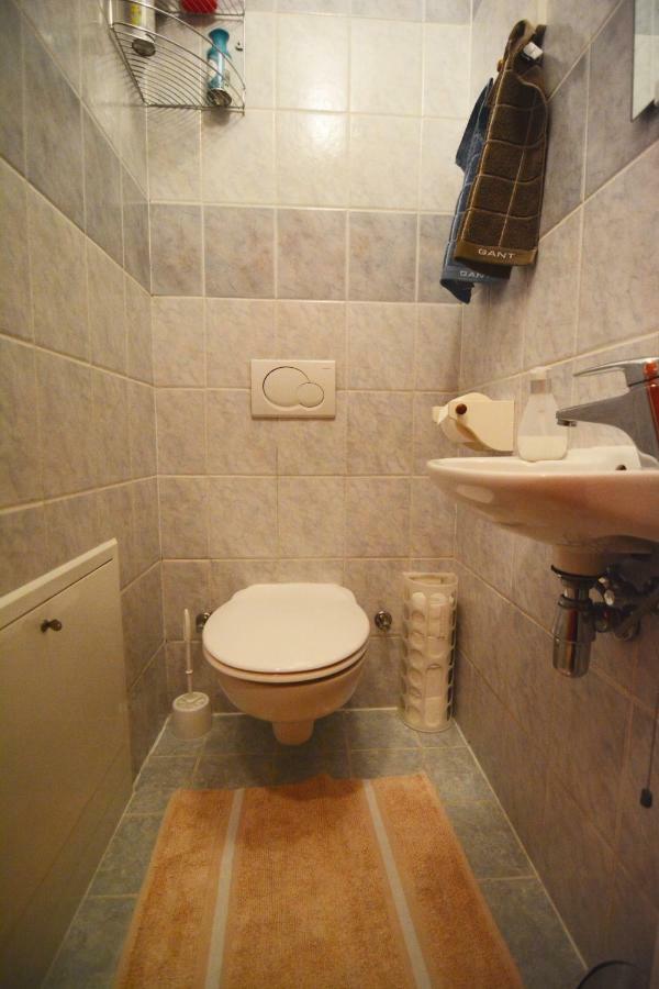 Downtown Garden Isle In Urban Style-Free Parking Apartment Budapest Bagian luar foto